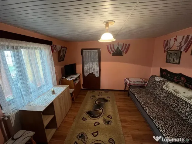 Casa traditionala + ANEXA locuibila, T=1153 mp, D = 27m, Satul nou