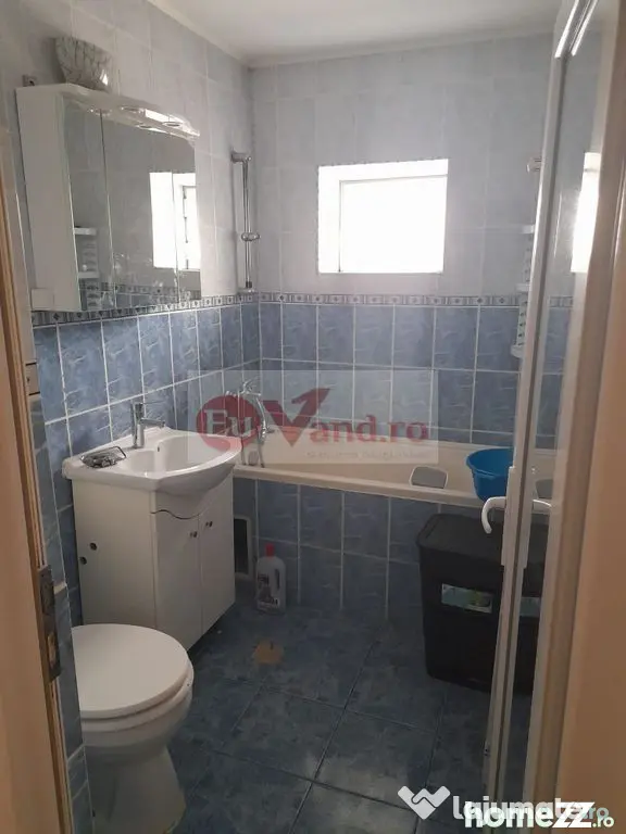 Mansardă de închiriat cu vedere la Dunăre - Micro 21 - 295 euro - Galati (Galati)