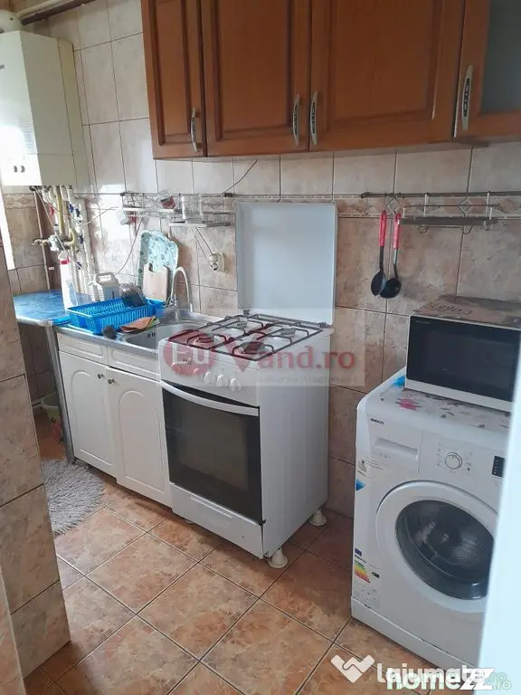 Mansardă de închiriat cu vedere la Dunăre - Micro 21 - 295 euro - Galati (Galati)