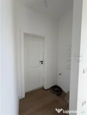 Duplex locatie excelenta - asfalt - 3 bai - doua balcoane 