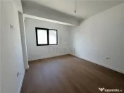 Duplex locatie excelenta - asfalt - 3 bai - doua balcoane 