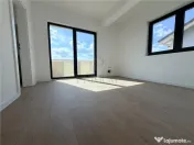 Duplex locatie excelenta - asfalt - 3 bai - doua balcoane 