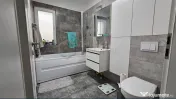 BRAYTIM - 3 Camere - Etajul 1 - Pod - Parcare in curte 