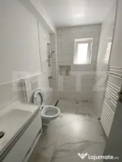 Inchiriere spatiu comercial, zona centrala, etaj 2 cu lift, 