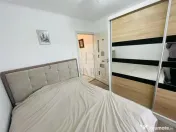 LIPOVEI - PARTER INALT - 3 camere - 2 bai - balcon - central 