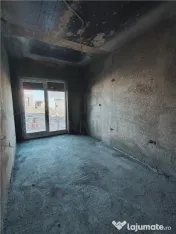 Duplex 5 camere - bucatarie inchisa - dormitor la parter - t 