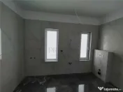Duplex despartit prin camera tehnica - balcon mare - teren 3 