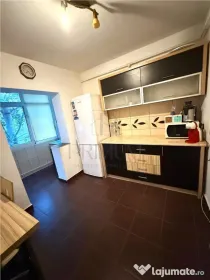 SOARELUI - ETAJ 3 - BLOC IZOLAT - 3 CAMERE - 2 BAI - 2 BALCO