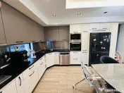 Vila superba in Rosu-Crinului, 160 mp, 405 mp curte, piscina 
