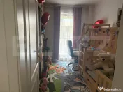 Apartament semidecomandat cu 3 camere, 60 mp, garaj, zona Po 
