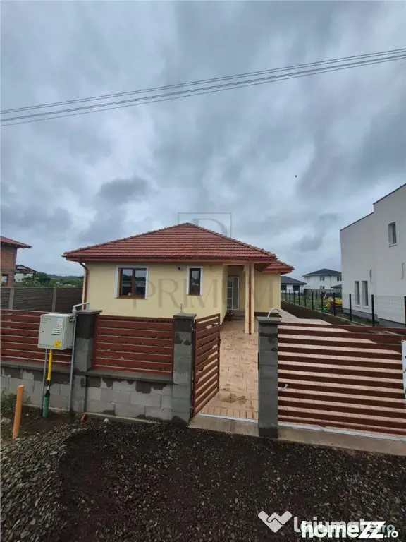 CASA INDIVIDUALA IN GHIRODA 3 CAMERE 90 MP UTILI 501 MP CUR - Ghiroda (Timis)