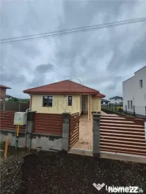 CASA INDIVIDUALA IN GHIRODA 3 CAMERE 90 MP UTILI 501 MP CUR