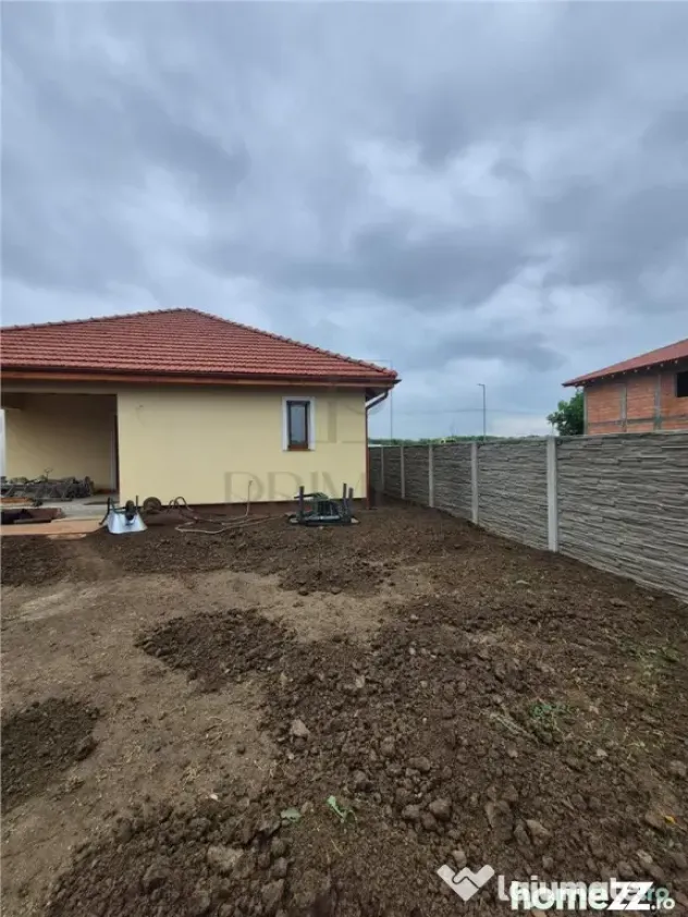 CASA INDIVIDUALA IN GHIRODA 3 CAMERE 90 MP UTILI 501 MP CUR - Ghiroda (Timis)