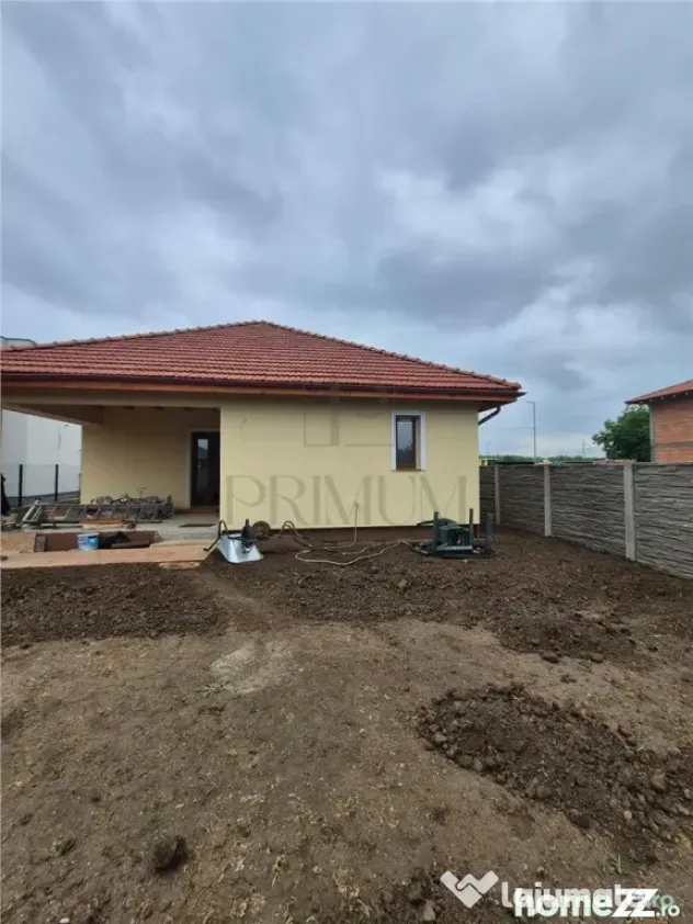 CASA INDIVIDUALA IN GHIRODA 3 CAMERE 90 MP UTILI 501 MP CUR - Ghiroda (Timis)