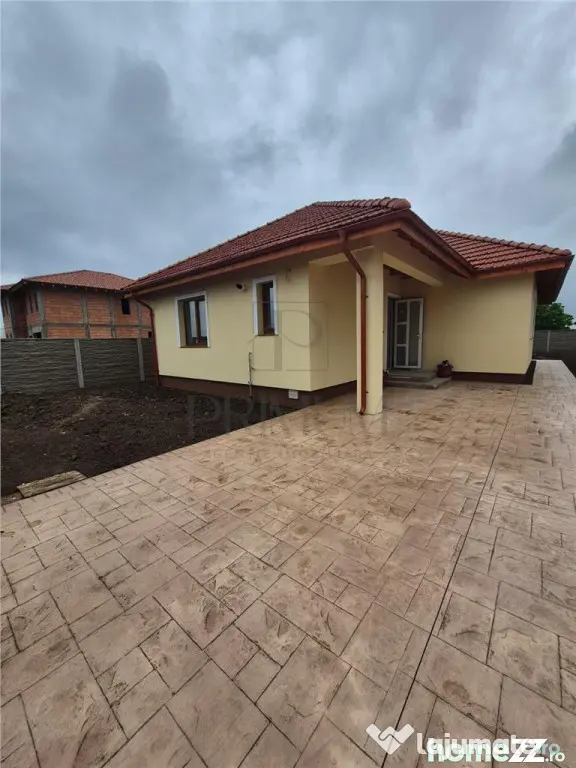 CASA INDIVIDUALA IN GHIRODA 3 CAMERE 90 MP UTILI 501 MP CUR - Ghiroda (Timis)