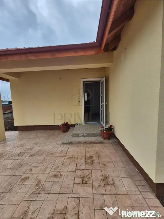 CASA INDIVIDUALA IN GHIRODA 3 CAMERE 90 MP UTILI 501 MP CUR - Ghiroda (Timis)
