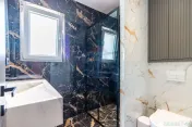 Casă / Vilă de vanzare cu 4 camere, Cosmopolis, premium 