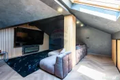 Casă / Vilă de vanzare cu 4 camere, Cosmopolis, premium