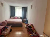 DAMBOVITA CASA 4 CAMERE, DECOMANDAT, PANOURI SOLARE 