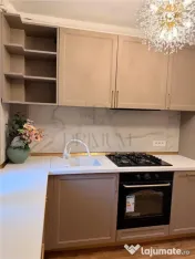 Favorit- 3 cam- centrala proprie- renovat complet 