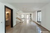Clădire versatilă de închiriat în zona Teilor 