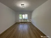 Apartament 3 camere de vanzare, 2 bai , Zorilor 