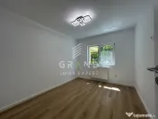 Apartament 3 camere de vanzare, 2 bai , Zorilor 