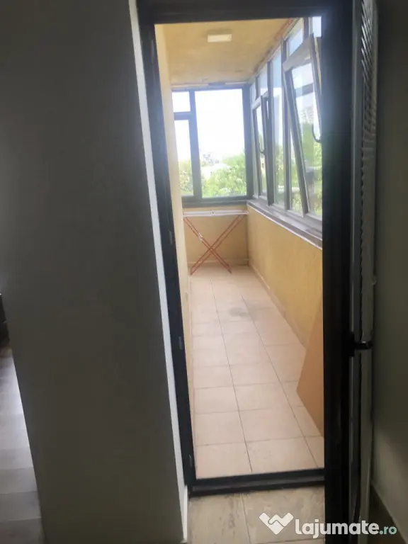 Berceni straja studio cu parcare si centrala
