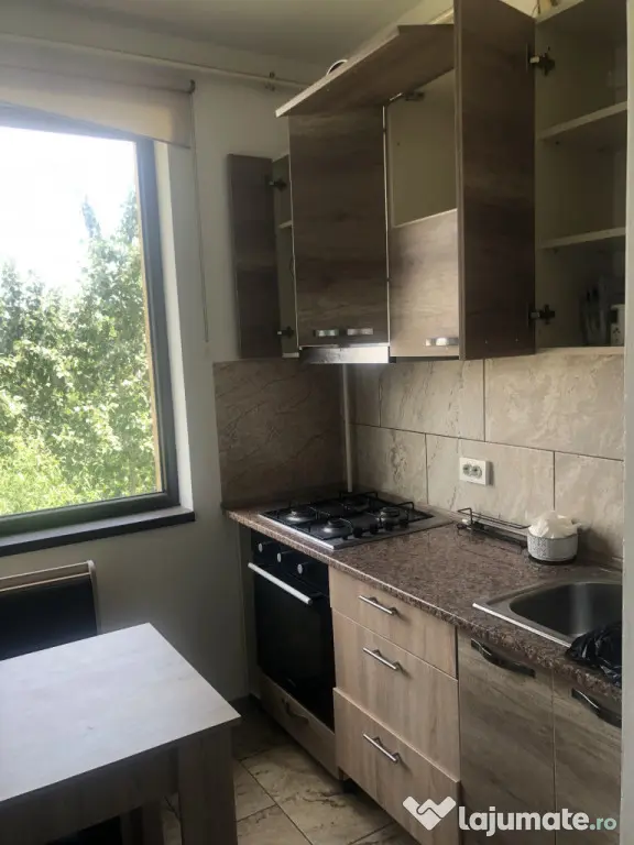 Berceni straja studio cu parcare si centrala