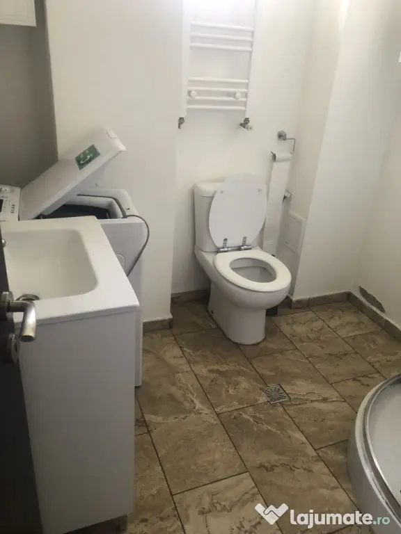 Berceni straja studio cu parcare si centrala