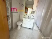 Apartament saptios cu 3 camere , strada Victoriei 