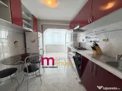 Apartament saptios cu 3 camere , strada Victoriei 