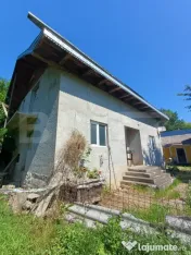 Casă de vânzare cu anexe, 174 mp, 22 ari teren, Grigoresti 