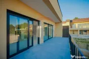 Casă nouă de vânzare Oradea - Dealuri, P+E, teren 575 mp 