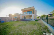 Casă nouă de vânzare Oradea - Dealuri, P+E, teren 575 mp 
