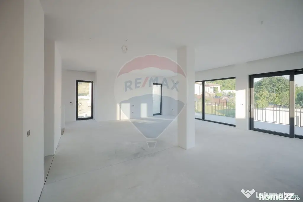 Casă nouă de vânzare Oradea - Dealuri, P+E, teren 575 mp