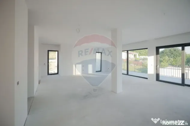 Casă nouă de vânzare Oradea - Dealuri, P+E, teren 575 mp