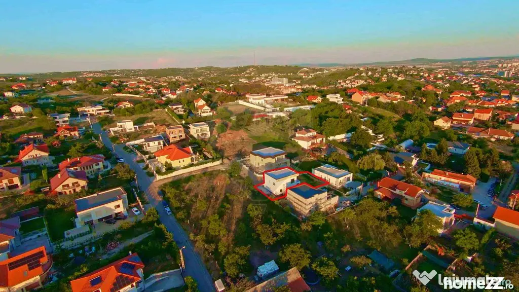 Casă nouă de vânzare Oradea - Dealuri, P+E, teren 575 mp