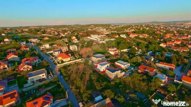 Casă nouă de vânzare Oradea - Dealuri, P+E, teren 575 mp