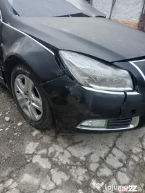 Dezmembrez opel insignia