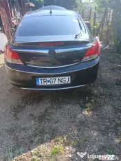 Dezmembrez opel insignia 