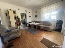 Casă cu 3 camere și un teren în suprafață de 6000 mp