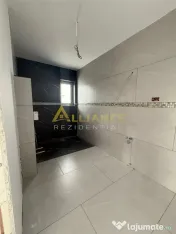 CASA INDIVIDUALA - 300m STATIE STV - 320m TEREN 