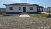Vand casa noua pe un singur nivel in Deva, zona Zavoi, 