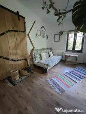Apartament in Brasovul Vechi, curte - gata de mutat - regim 