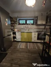 Apartament in Brasovul Vechi, curte - gata de mutat - regim 