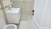 Inchiriez apartament 2 camere decomandat in Deva, Casa de Pensii, et 1 