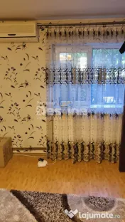 Casă P+E+M + corp secundar , 240 mp teren , 2 garaje , Metr 