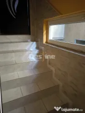 Casă P+E+M + corp secundar , 240 mp teren , 2 garaje , Metr 