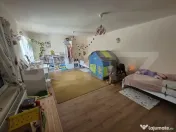 Casa de vanzare, 180 mp, teren 1370 mp, zona Titulescu 